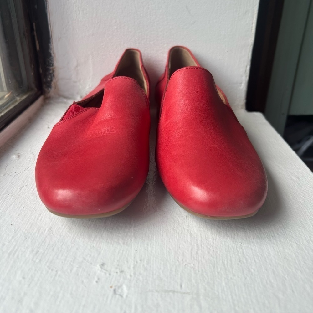 Earth Origins Red Leather Loafer Shoes Women Size 7 NWOT - Picture 6 of 8